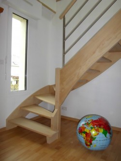 Pose d'une escalier dans combles - Bernard Fromentoux.jpg